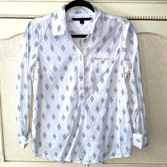 Diamond Pattern, half button down, long sleeve top - Picture 1 of 2